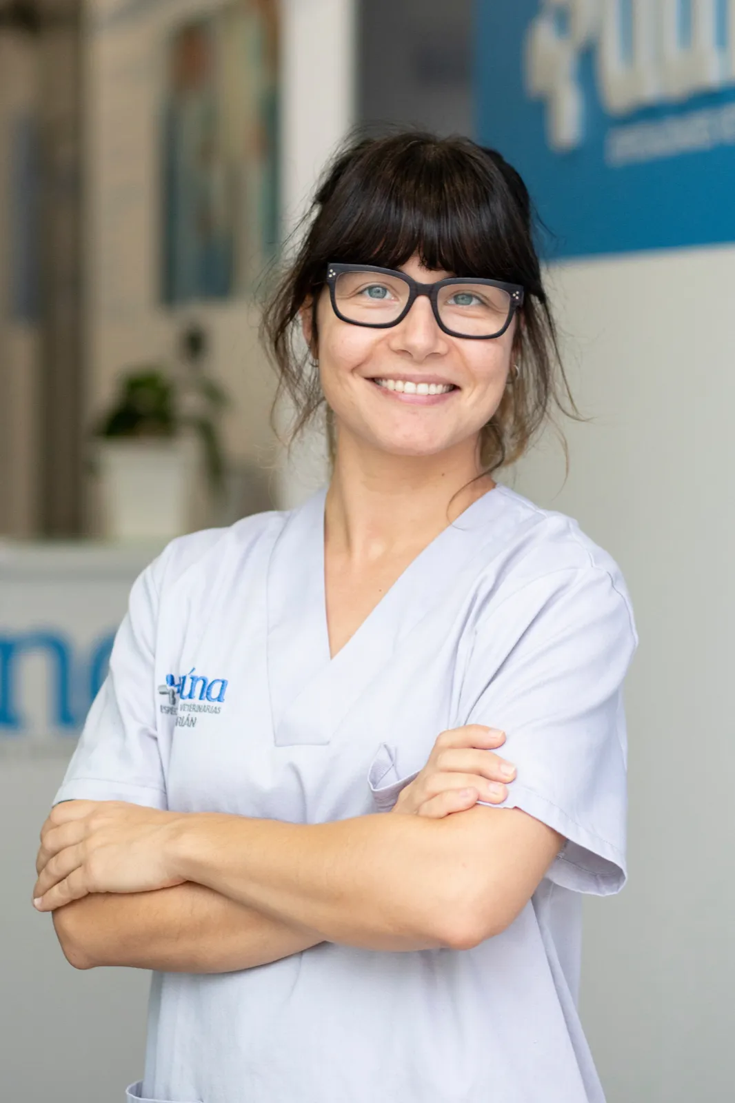 Elisa Cebrián, Auxiliar técnico veterinario