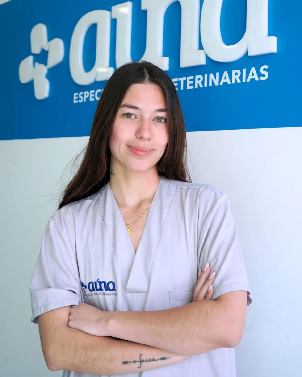Valentina Saldarriaga, Auxiliar técnico veterinario